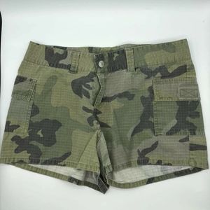 Blue Asphalt Camouflage Cargo Shorts EUC Junior's